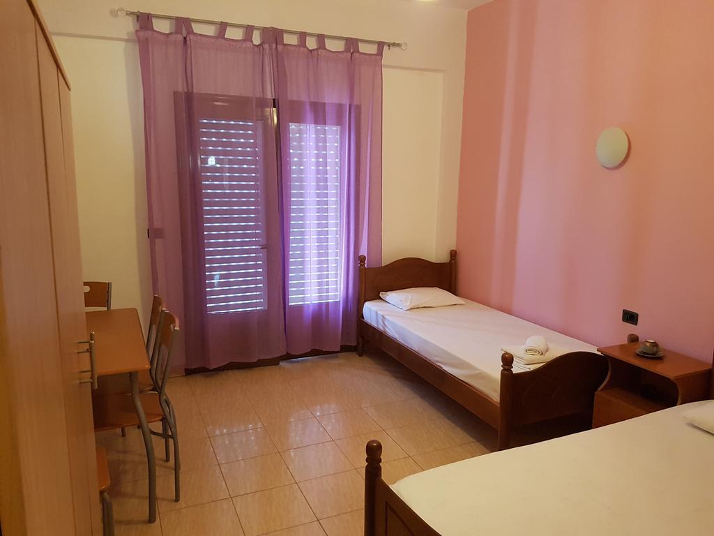 Vila Melpo Apartments Ilias Eksteriør bilde